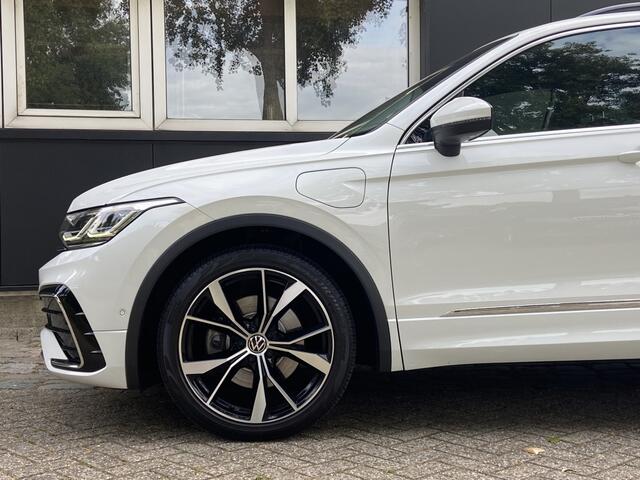 Volkswagen TIGUAN Tiguan 1.4TSI 245PK eHybr.R-Line/Matrix LED/Elek thaak & aklep/M