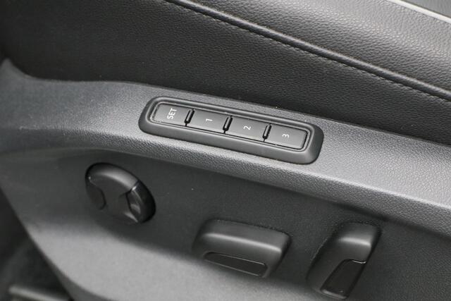 Volkswagen TIGUAN 1.4 TSI 150 pk DSG ACT Highline Business R / R-Line | Panoramadak | Trekhaak | Leder | Geheugenstoel | Rondomzicht camera