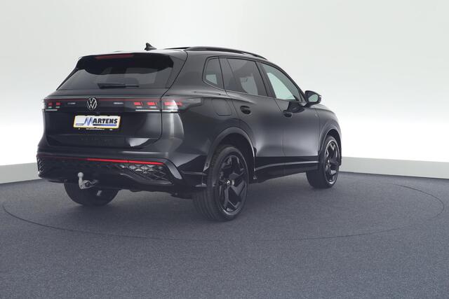 Volkswagen TIGUAN 1.5 272pk eHybrid R-Line Edition Black Style Trekhaak Camera Panoramadak Stoelverwarming Massage Carplay