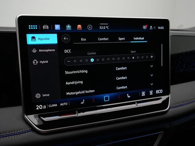 Volkswagen TIGUAN 1.5 eHybrid 272 pk DSG R-Line Edition | Panoramadak | Trekhaak | Geheugen-/massagestoel | Adaptief onderstel | IQ Light