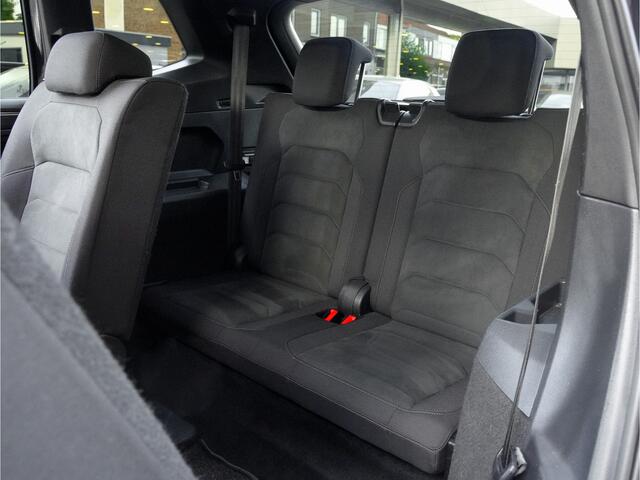 Volkswagen TIGUAN Allspace 1.5 TSI AUT7 3xR-LINE 7PERS HIGHLINE-R PANODAK NAVI CAMERA DIGIDASH 20INCH LMV PARKASSIST PDC