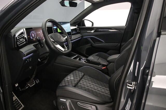 Volkswagen TIGUAN R-Line Edition 1.5 eTSI 150pk DSG Automaat Trekhaak, Panoramadak, Harman Kardon audio, Black Style, Navigatie, Adaptive cruise control, Achteruitrijcamera