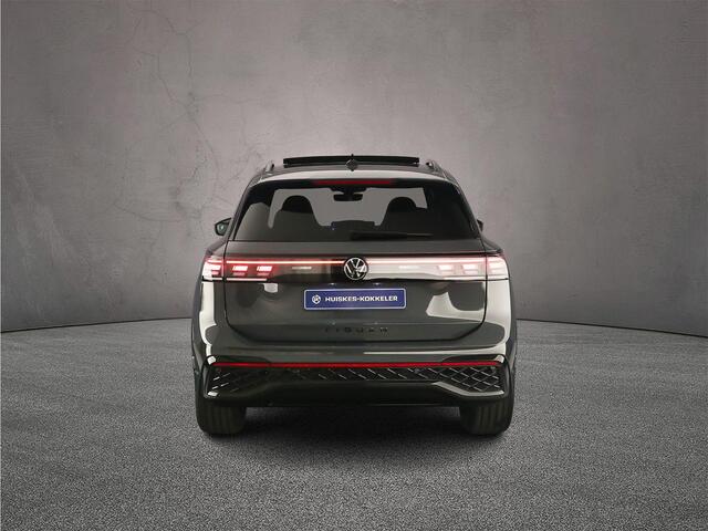 Volkswagen TIGUAN R-Line Edition 1.5 eTSI 150pk DSG Automaat Trekhaak, Panoramadak, Harman Kardon audio, Black Style, Navigatie, Adaptive cruise control, Achteruitrijcamera