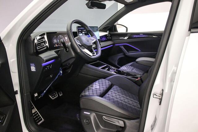 Volkswagen TIGUAN R-Line Business 1.5 TSI eHybrid 272pk DSG Automaat Trekhaak, LED matrix koplampen, Black Style, Adaptive cruise control, 360 camera, Elektrische achterklep