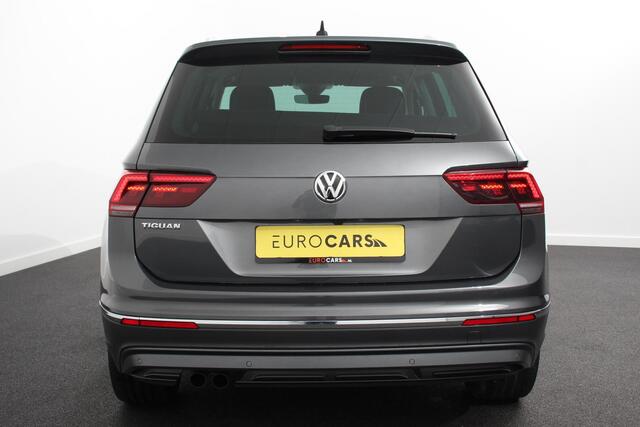 Volkswagen TIGUAN 1.5 TSI 150pk DSG Highline | Navigatie | Apple Carplay/Android Auto | Adaptive cruise control | Parkeersensoren | Camera | Park Assist | Lane Assist | Stoel- en stuurverwarming | Getinte ramen | Virtual Cockpit | LED-verlichting voor