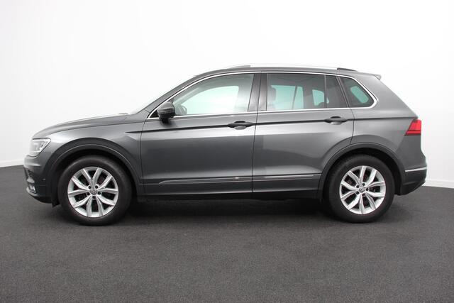 Volkswagen TIGUAN 1.5 TSI 150pk DSG Highline | Navigatie | Apple Carplay/Android Auto | Adaptive cruise control | Parkeersensoren | Camera | Park Assist | Lane Assist | Stoel- en stuurverwarming | Getinte ramen | Virtual Cockpit | LED-verlichting voor
