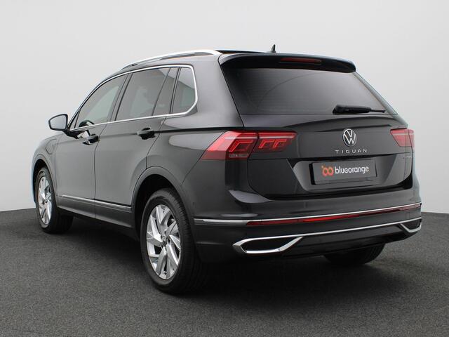 Volkswagen TIGUAN 1.5 TSI Elegance 245PK DSG Pano-Schuifdak, Matrix Led, Adaptive Cruise Control, Achteruitrijcamera, Keyless, Side Assist, Elek. Bedienbare Achterklep, 18" LM Velgen