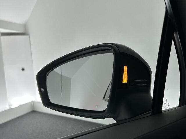 Volkswagen TIGUAN 1.4 TSI 245pk eHybrid R-Line Business+ Black Style Trekhaak Camera Led Virtual Cockpit Navigatie