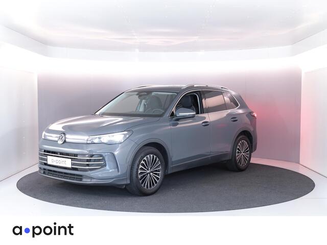 Volkswagen TIGUAN 1.5 TSI Elegance 150 pk Automaat (DSG) | Navigatie | Elektr. trekhaak | Parkeersensoren (Park assist) | Rondomzicht camera | Matrix LED koplampen | Stoelverwarming |