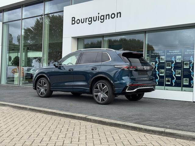 Volkswagen TIGUAN 1.5 eHybrid R-Line Edition 204 PK | Trekhaak | Adaptief Onderstel | Panoramadak | Stoel & Stuur Verwarming | Carplay | Camera |