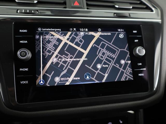 Volkswagen TIGUAN Allspace 1.5 TSI R-Line Business 150PK DSG | Verlengde garantie | Navigatie | Matrix LED koplampen | Elektrische achterklep |