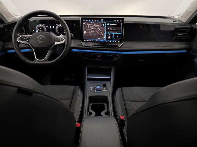 Volkswagen TIGUAN 1.5 eTSI Life Edition Half leder, Camera, Navi, Winterpakket, Keyless start, Cruise control adaptief, Sfeerverlichting, 2 jaar