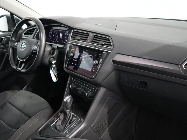 Volkswagen TIGUAN 1.4 TSI ACT Highline R-line | Matrix | Pano | Trekhaak | Virtual