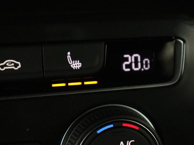 Volkswagen TIGUAN Allspace 1.5 TSI R Line | Stoelverwarming | Camera | Adaptive cruise | Carplay | Navigatie | Full LED | 20'' | Keyless | Park Assist