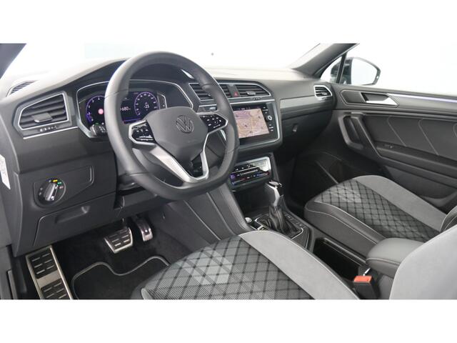 Volkswagen TIGUAN Allspace 1.5 TSI R-Line Business 7p. Black Style | LED Matrix | Camera | wegkl. trekhaak