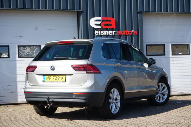 Volkswagen TIGUAN 1.4 TSI Connected Series | PANO DAK | TREKHAAK | CLIMATE | CARPLAY | STOELVERW. | COMFORTSTOELEN