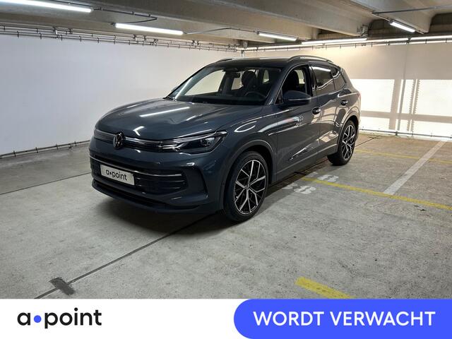 Volkswagen TIGUAN 1.5 eTSI Life Edition 150 PK DSG | Verlengde garantie | Panorama dak | Trekhaak uitklapbaar | 20 "LM velgen |