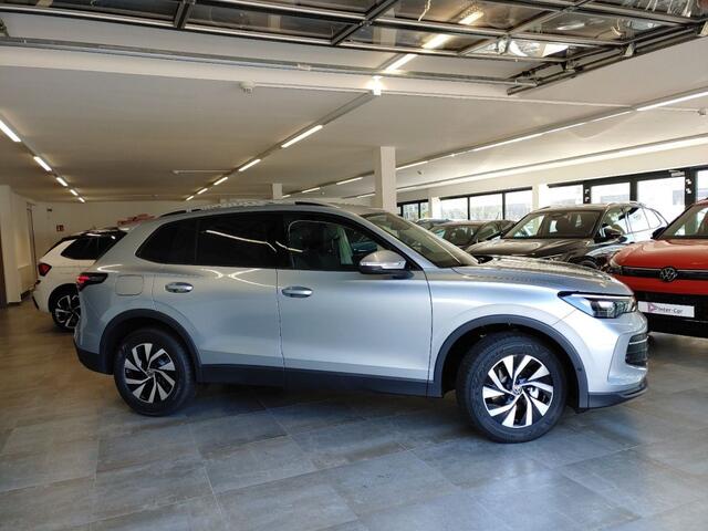 Volkswagen TIGUAN 1.5 eTSI DSG LIFE EDITION TREKHAAK/CAMERA/NAVI/CARPLAY/ACC/STOELVERW/E-KLEP