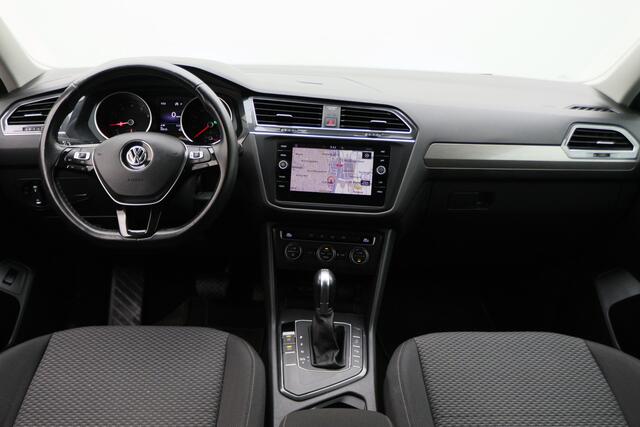 Volkswagen TIGUAN Allspace 1.5 TSI DSG Comfortline 7p. Climate, ACC, Camera, Apple Carplay, PDC, Trekhaak, 18''