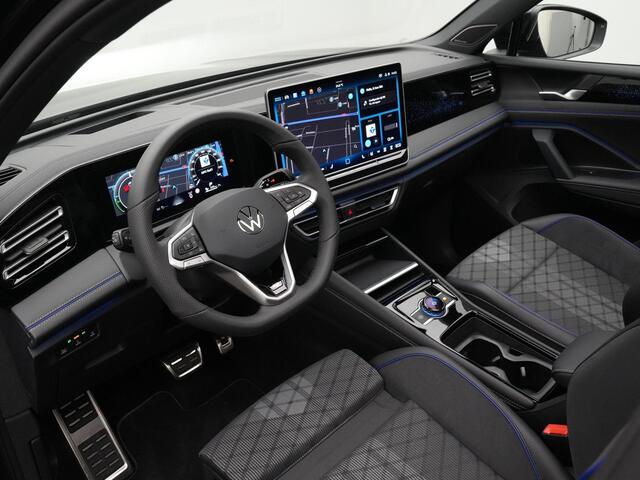 Volkswagen TIGUAN 1.5 eHybrid 204 pk DSG R-Line Edition | Panoramadak | Trekhaak | Harman Kardon sound | Park Assist | Keyless | 19 inch