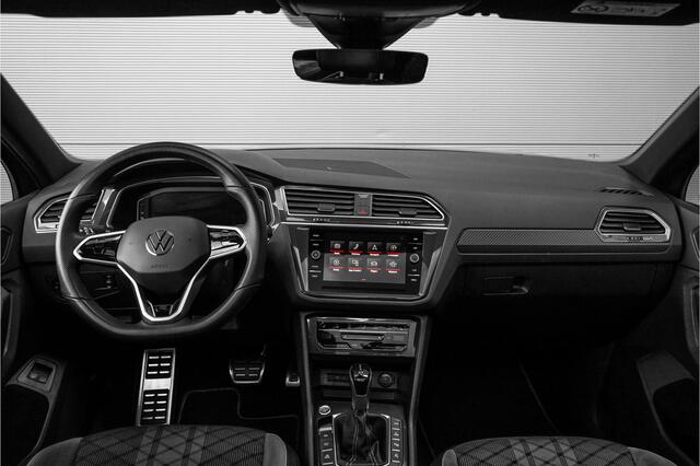 Volkswagen TIGUAN 1.4 TSI eHybrid R-Line Pano 360° Camera HUD Trekhaak