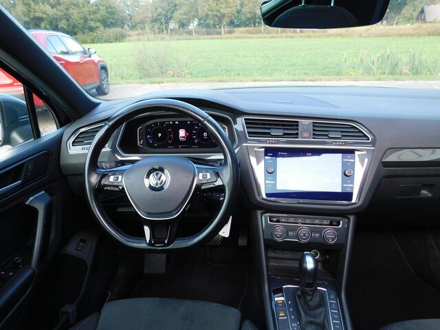 Volkswagen TIGUAN 1.5 TSI/DSG Highline R-line, Camera, Panoramdak, Trekhaak