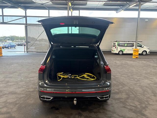 Volkswagen TIGUAN 1.4 TSI eHybrid R-Line Business+ 20"/Panoramadak/Trekhaak/Leder + memory/Elektrische klep/Dodehoek/Stuur + stoelverwarming/IQ LightS/Adaptieve cruise