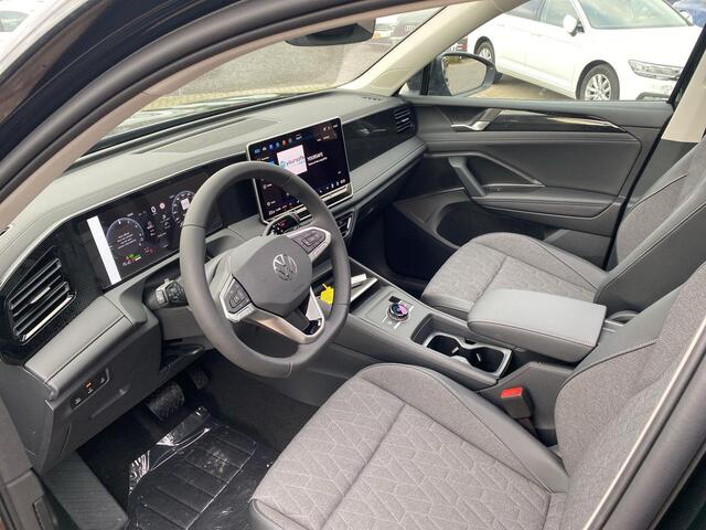 Volkswagen TIGUAN 1.5 eHybrid Life Edition | Pano | Trekhaak | 18 in