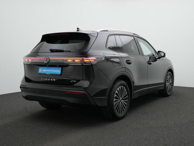 Volkswagen TIGUAN 1.5 eTSI 131 pk DSG Life Edition | LED Plus koplampen | Trekhaak | Stoelverwarming | Park Asssit | Adaptive Cruise | 18 inch