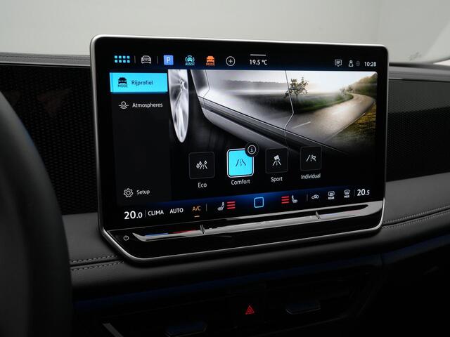 Volkswagen TIGUAN 1.5 eTSI 131 pk DSG Life Edition | LED Plus koplampen | Trekhaak | Stoelverwarming | Park Asssit | Adaptive Cruise | 18 inch