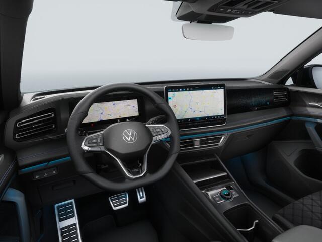 Volkswagen TIGUAN R-Line Edition 1.5 eHybrid 272 pk 6 versn. DSG · Assistance Pakket Plus · Comfort Pakket · Multimedia Pakket Plus · Trekhaak inklapbaar, met elektrische ontgrendeling, incl. aanhangermanoeuvreerhulp Trailer Assist ·