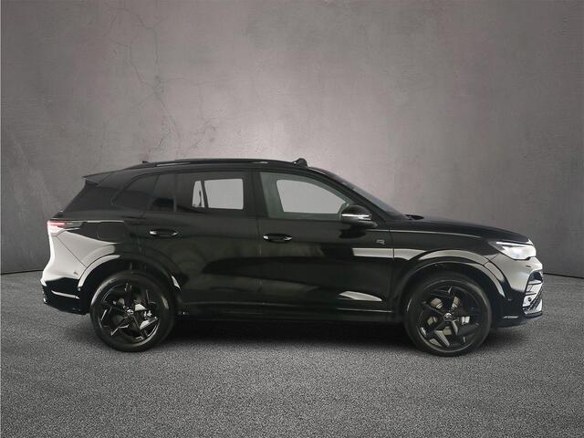 Volkswagen TIGUAN R-Line Edition 1.5 TSI eHybrid 272pk DSG Automaat Black Style, Trekhaak, Panoramadak, Adaptive cruise control, Achteruitrijcamera