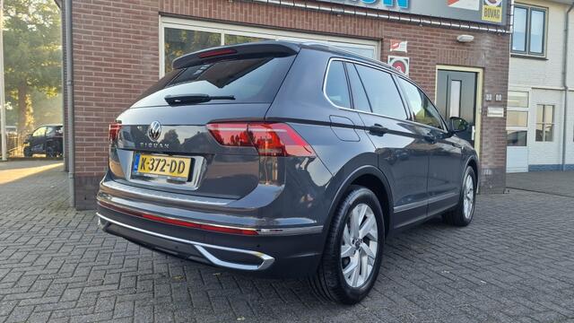 Volkswagen TIGUAN 1.5 TSI Elegance, NW Model! Panorama, BTW, Trekhaak!