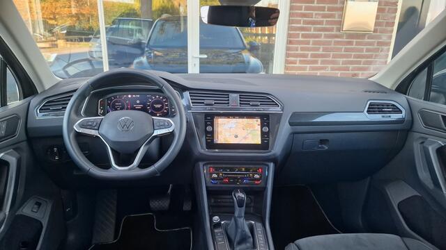 Volkswagen TIGUAN 1.5 TSI Elegance, NW Model! Panorama, BTW, Trekhaak!