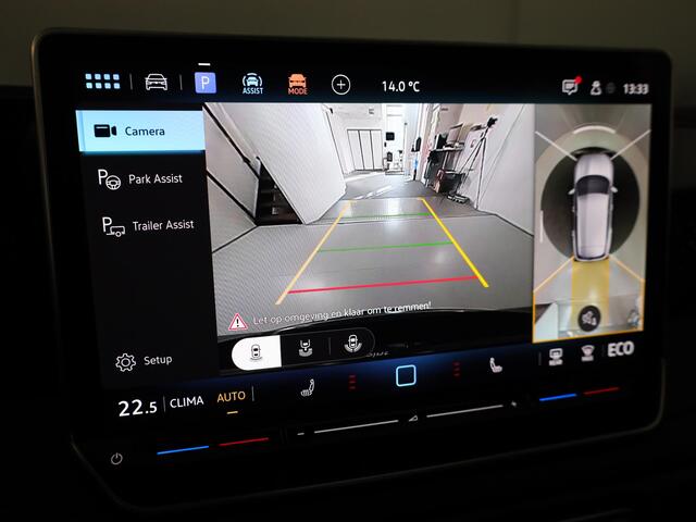 Volkswagen TIGUAN 1.5 eHybrid R-Line Edition 272 PK PHEV | Verlengde garantie | Panorama dak | Trekhaak | Black Style | Matrix koplampen | Assistance pakket plus |