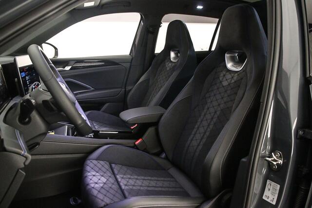 Volkswagen TIGUAN R-Line Edition 1.5 TSI eHybrid 272pk DSG Automaat Trekhaak, Panoramadak, Adaptive cruise control, Achteruitrijcamera, Navigatie, Elektrische achterklep