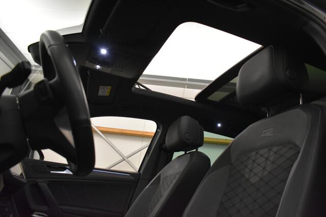 Volkswagen TIGUAN 1.5 TSI R-Line EL Trekh+aKlep Panodak Virtual Camera
