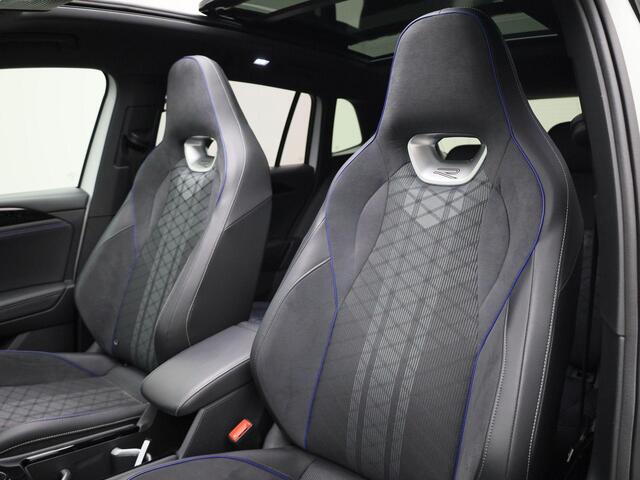 Volkswagen TIGUAN 1.5 eTSI/150PK R-Line DSG · Panoramadak · Trekhaak · 360° Camera + Parkeersensoren · Harman Kardon · Garantie tot 01-01-2026