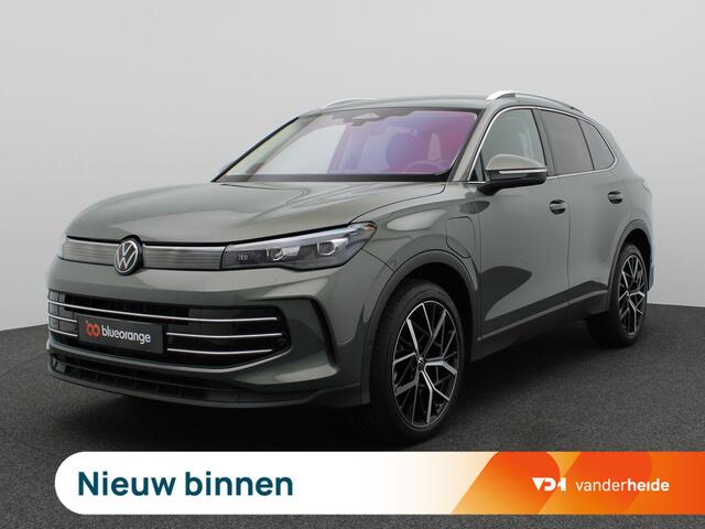 Volkswagen TIGUAN 1.5 eHybrid Elegance 204PK DSG Ergo Active Bestuurdersstoel, LED, Achteruitrijcamera, Navi, Keyless, Keyless, Side Assist, 20" LM Velgen