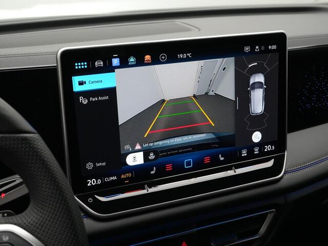 Volkswagen TIGUAN 1.5 eHybrid 272 pk DSG R-Line Edition | Panoramadak | Stoel-/stuurverwarming | Sportstoelen | Standkachel | Park Assist | Side Assist | 20 inch