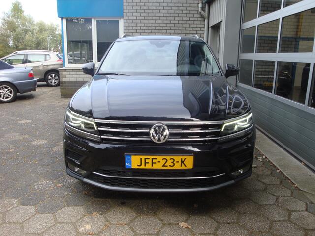 Volkswagen TIGUAN 1.4 TSI ACT Highline / Trekhaak / Lederen bekleding
