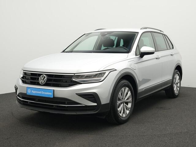 Volkswagen TIGUAN 1.4 TSI 245 pk eHybrid Life Business | LED koplampen | Achteruitrijcamera | Adaptive Cruise Control | Standkachel | Side Assist | 17 inch