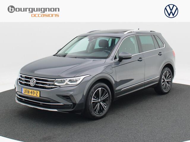 Volkswagen TIGUAN 1.4 TSi 245 Pk Automaat eHybrid Elegance | Trekhaak | Panoramadak | Camera | Adaptive Cruise | Carplay | LED | Privacy Glass | Navigatiesysteem | 18 Inch