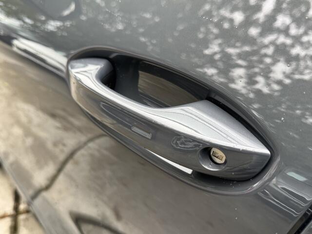 Volkswagen TIGUAN 1.5 272pk eHybrid R-Line Edition Style Trekhaak Panoramadak Camera Stoelverwarming Massagestoel