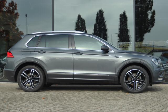 Volkswagen TIGUAN 1.4 TSI CONNECTED SERIES | TREKHAAK | CARPLAY | CRUISE | CLIMATE | PRIVACY | PDC