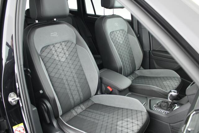 Volkswagen TIGUAN 1.4 TSI 245pk eHybrid R-Line Business+ Black Style Panoramadak Trekhaak Stoelverwarming