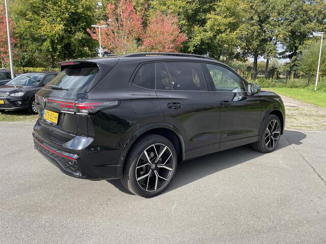 Volkswagen TIGUAN 1.5 eHybrid 204pk PHEV R-Line Edition / Panoramadak / Stoel+Stuurverwarming / 360 Camera / Trekhaak wegklapbaar