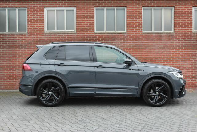 Volkswagen TIGUAN 1.5 TSI R-Line | Pano | Trekhaak | Head-up |