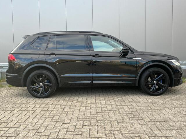 Volkswagen TIGUAN All-Space 2.0 TSI R-Line 4Motion 7 Pers / Pano / Gekoelde stoelen / Sfeer verlichting / Trekhaak