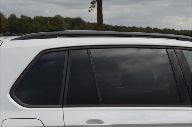 Volkswagen TIGUAN 1.5 TSI ACT Highline Business R-line Pano | Parelmoer wit | Virtual cockpit | Carplay | 20'' LMV zwart | LED koplampen | Stoelverarming | Alcantara